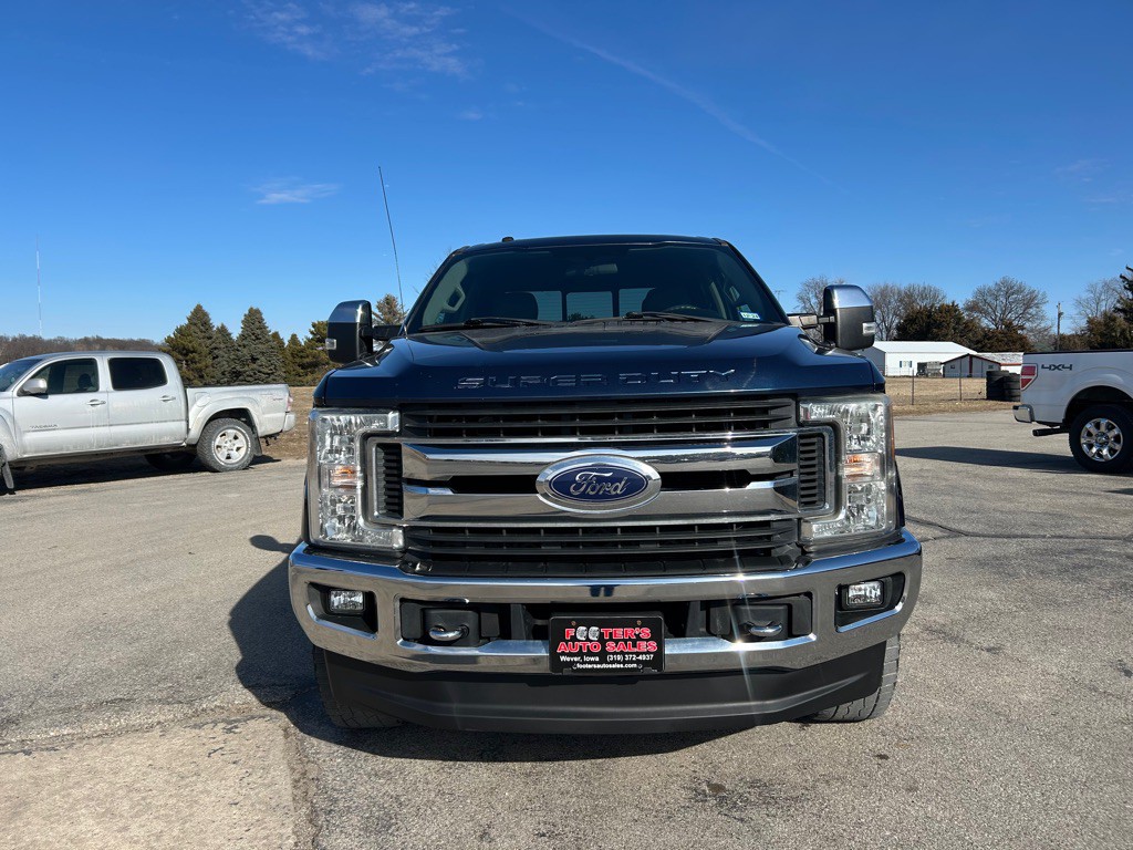 2017 Ford F-250 Image 2