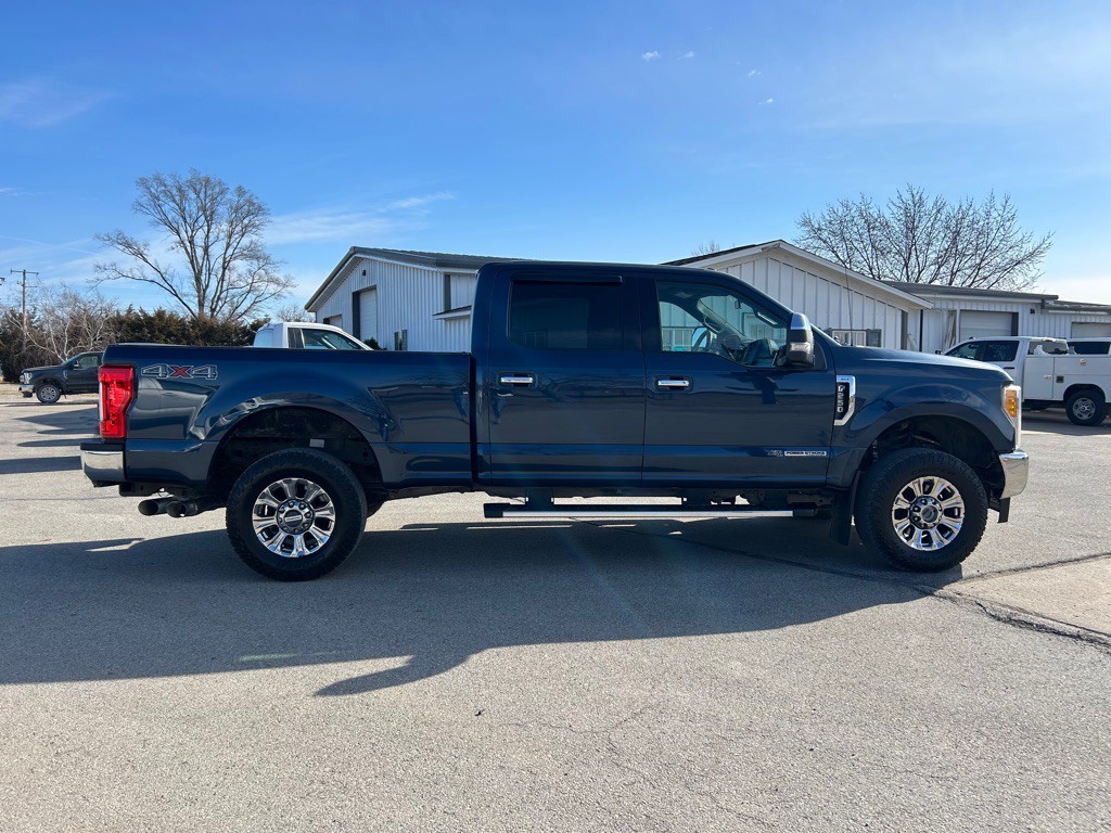 2017 Ford F-250 Image 4