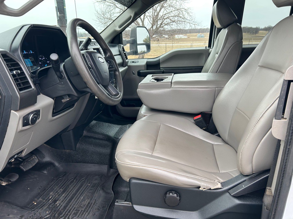 2021 Ford F-350 Image 9