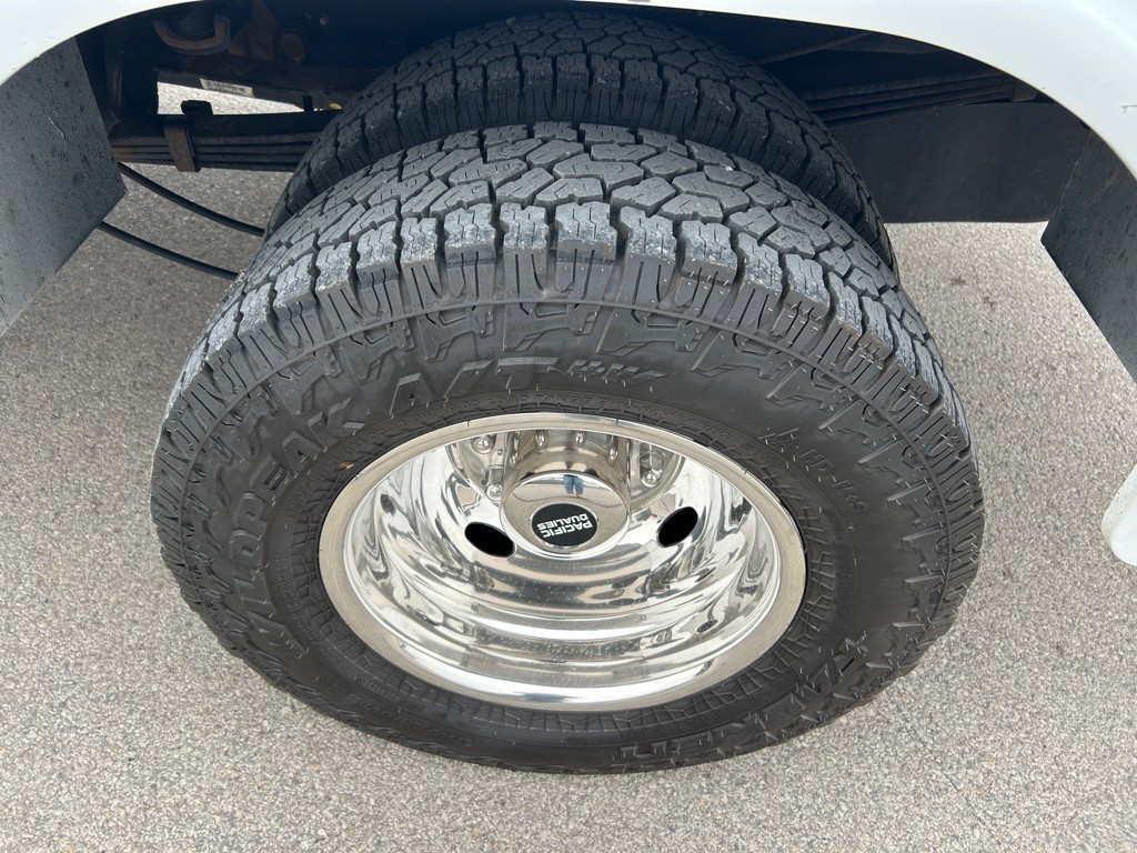 2021 Ford F-350 Image 24