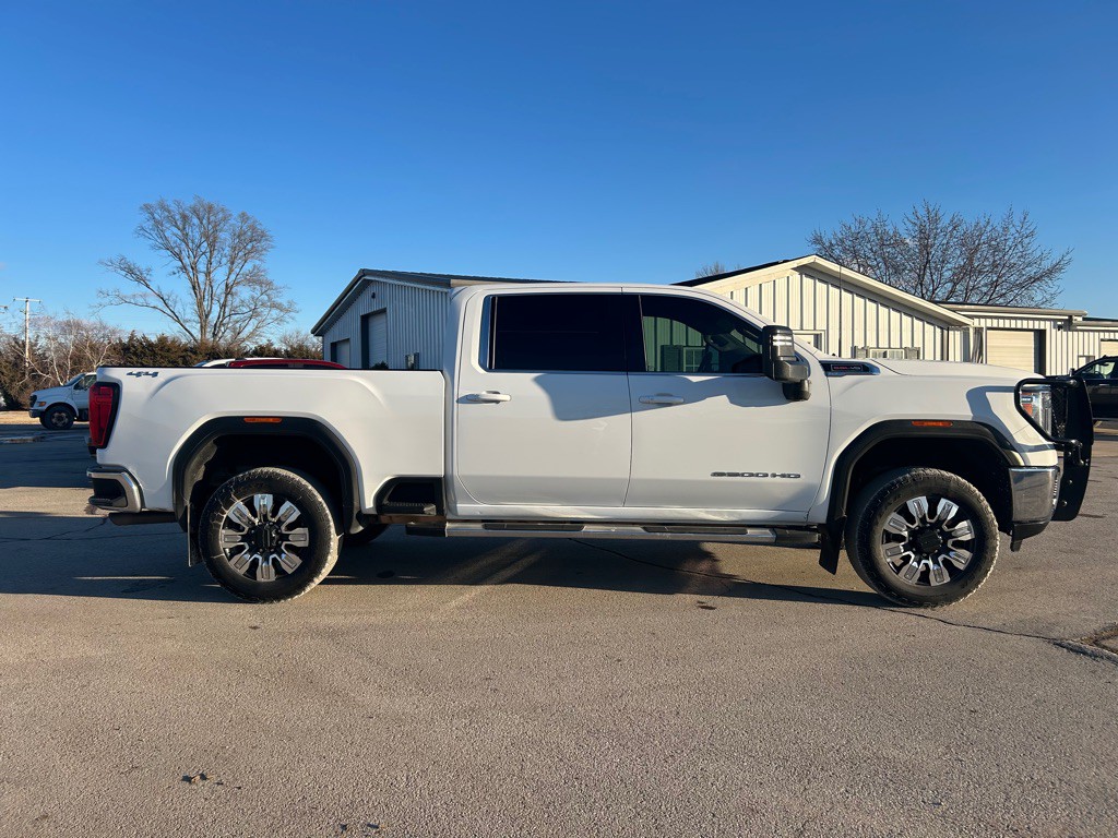 2022 GMC Sierra Image 4