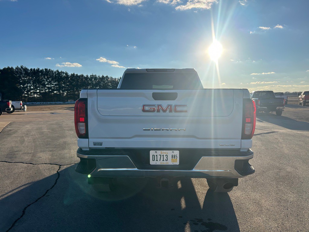 2022 GMC Sierra Image 6