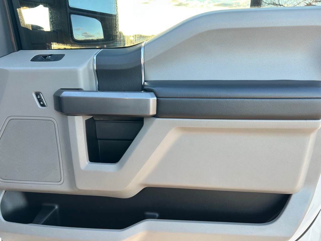2022 Ford F-350 Image 12