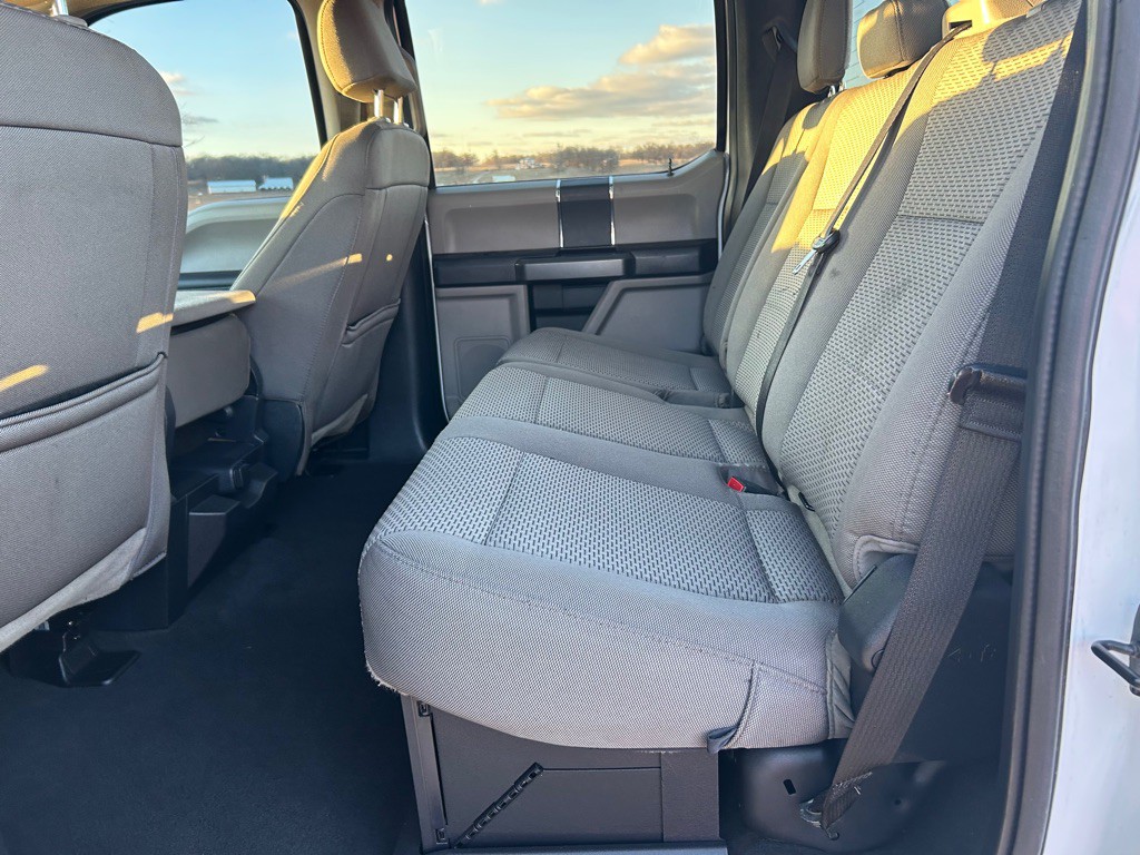 2022 Ford F-350 Image 15