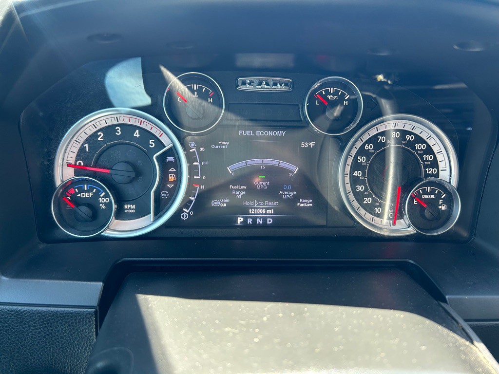 2014 RAM 2500 Image 17
