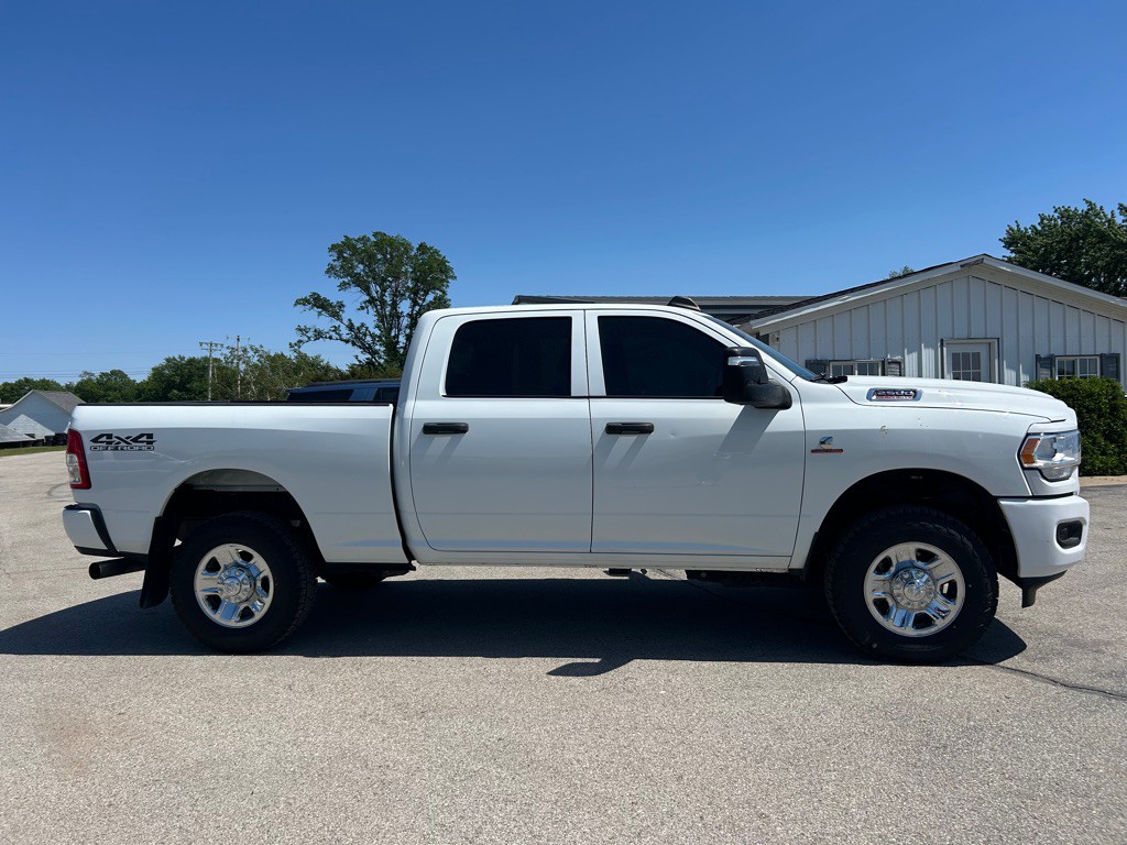 2023 RAM 2500 Image 4