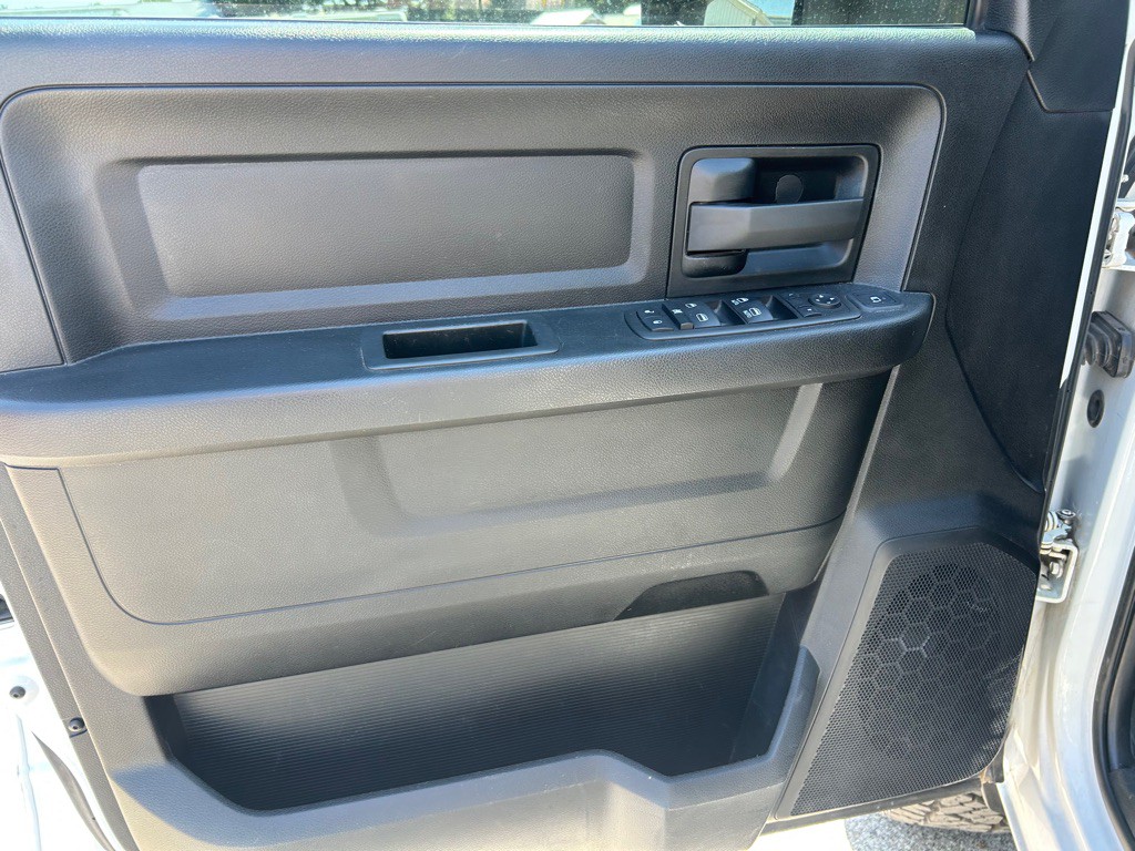 2023 RAM 2500 Image 10