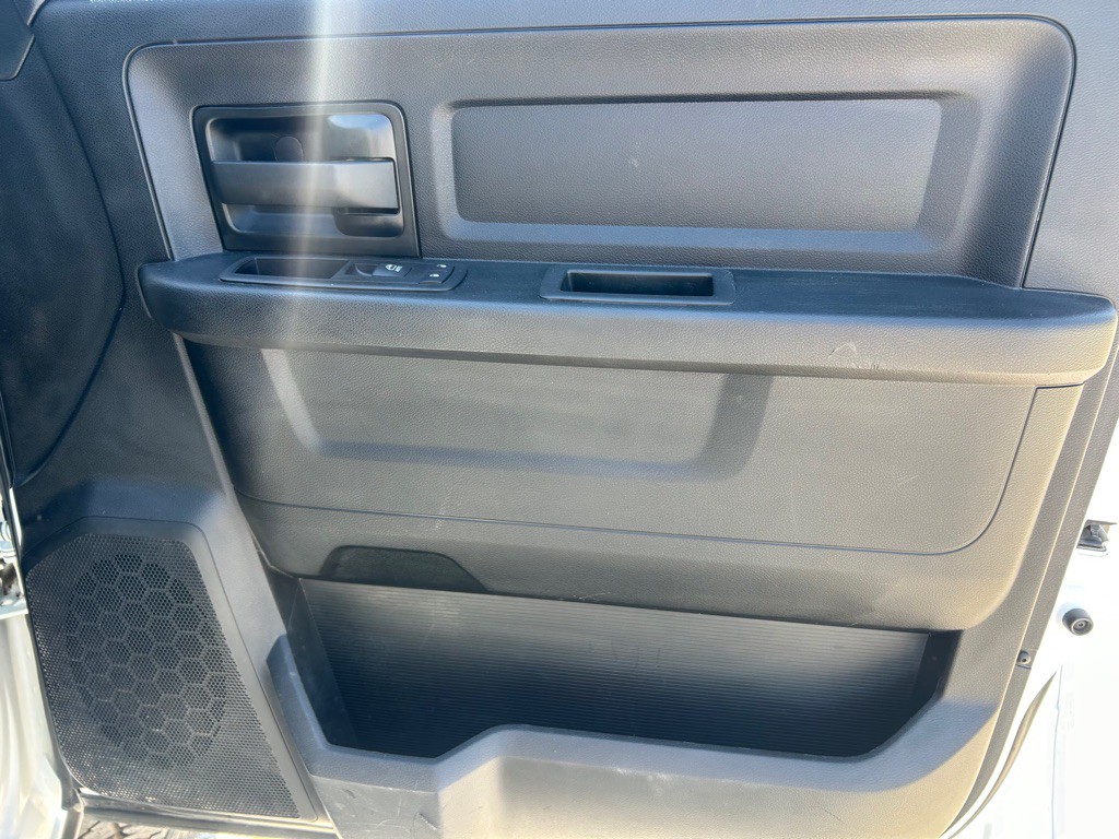 2023 RAM 2500 Image 12