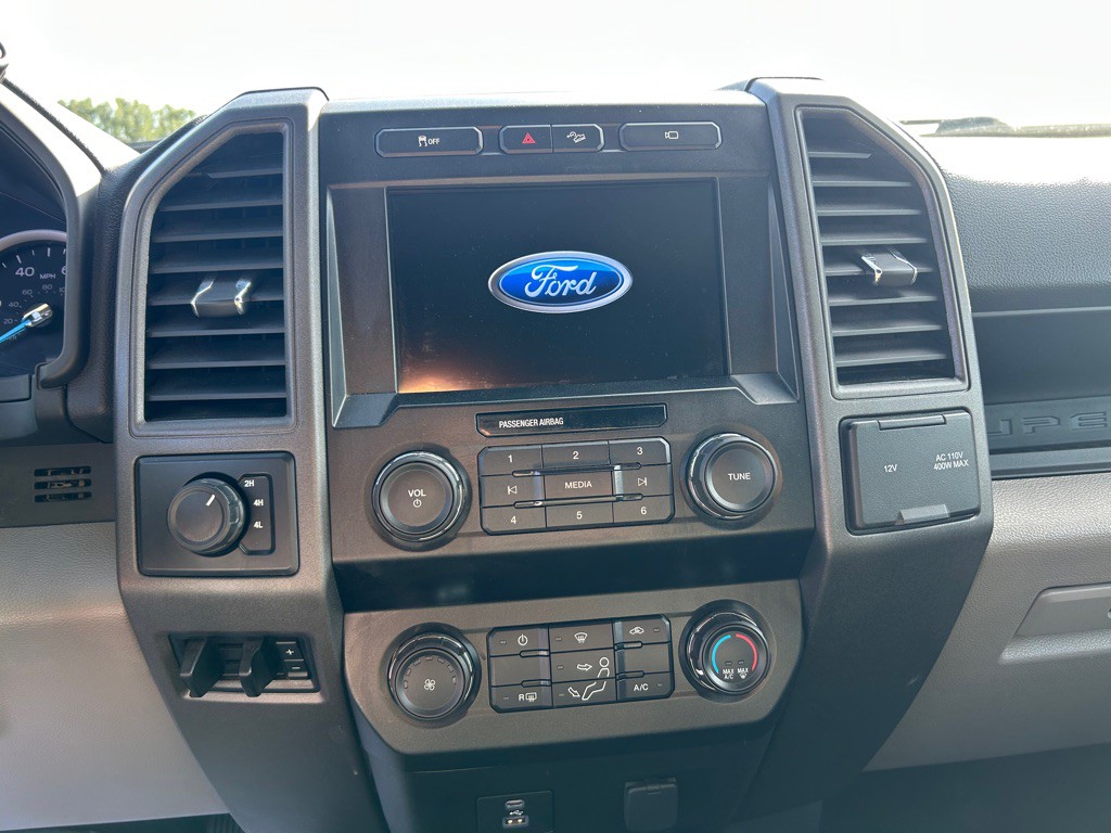 2022 Ford F-350 Image 18