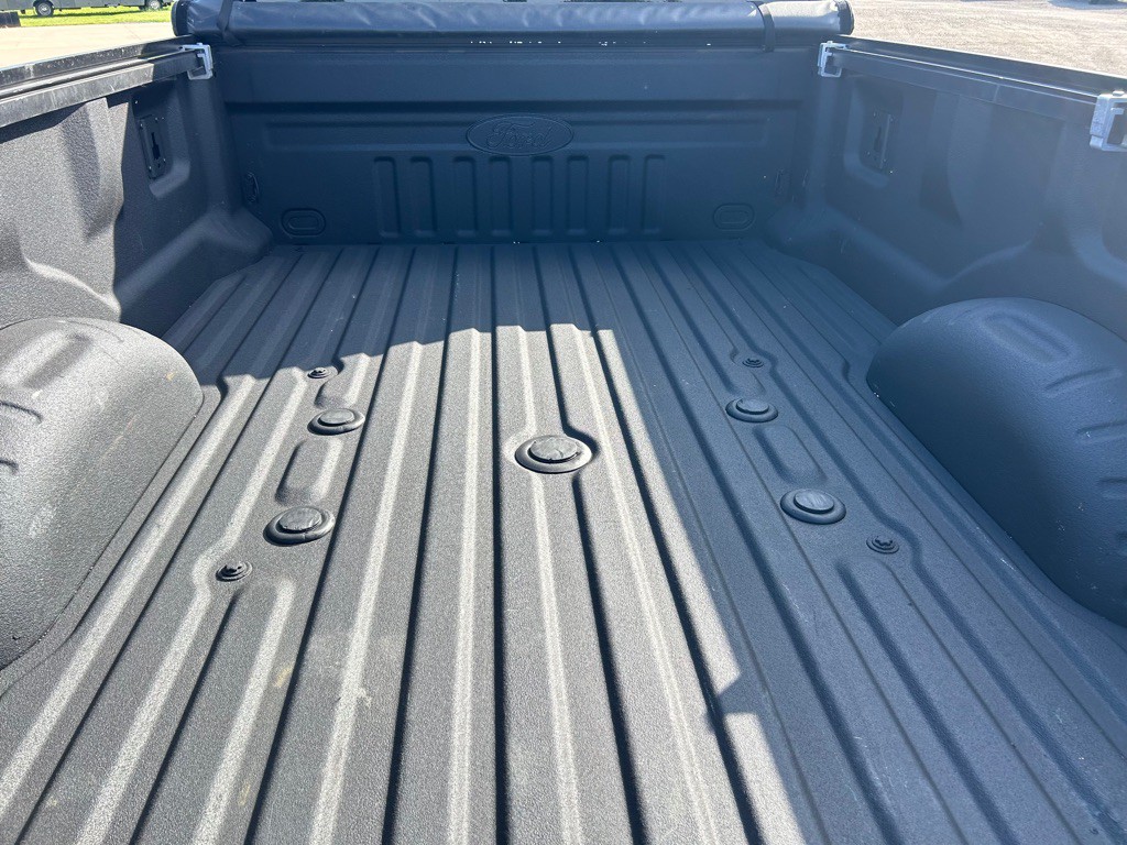 2022 Ford F-350 Image 20