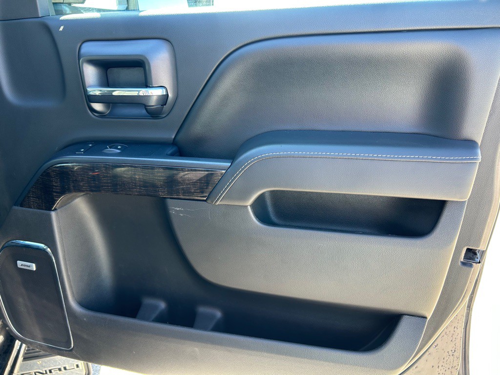 2016 GMC Sierra Image 12
