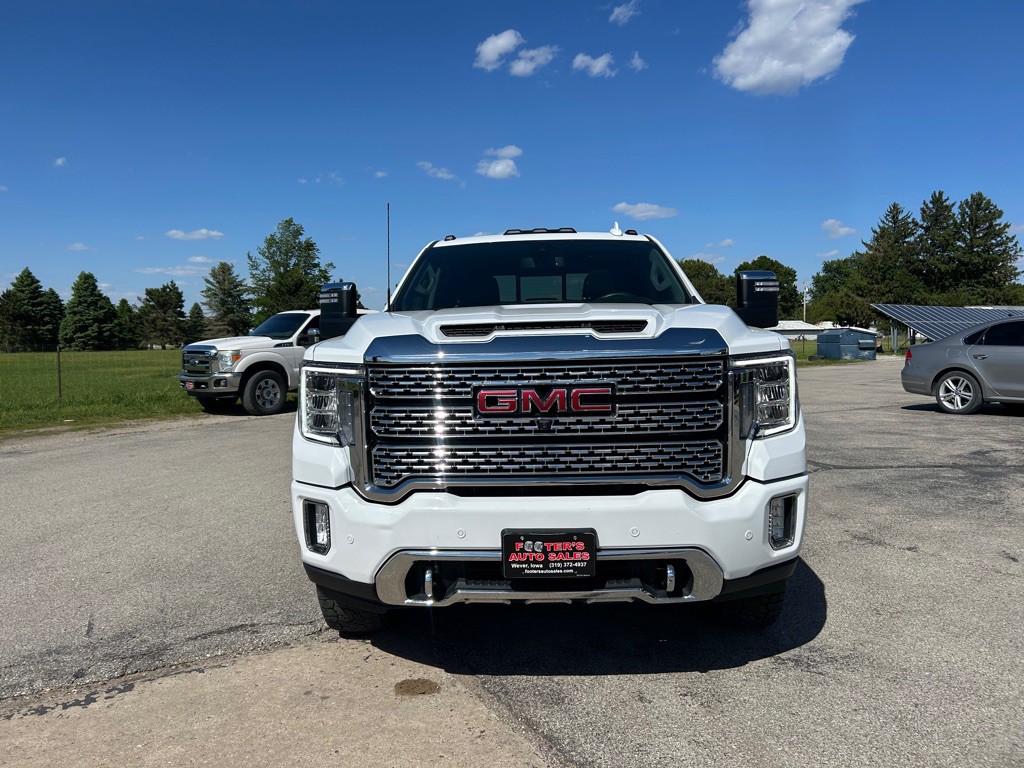2022 GMC Sierra Image 2
