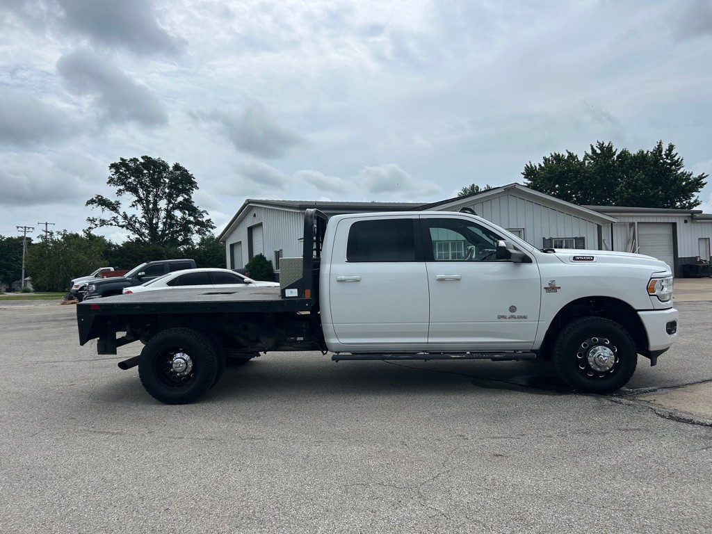 2022 RAM 3500 Image 4