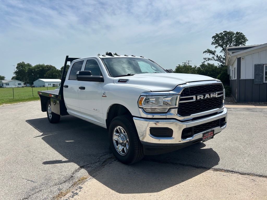 2021 RAM 3500 Image 3
