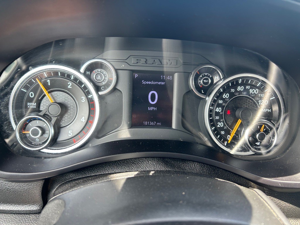 2021 RAM 3500 Image 17