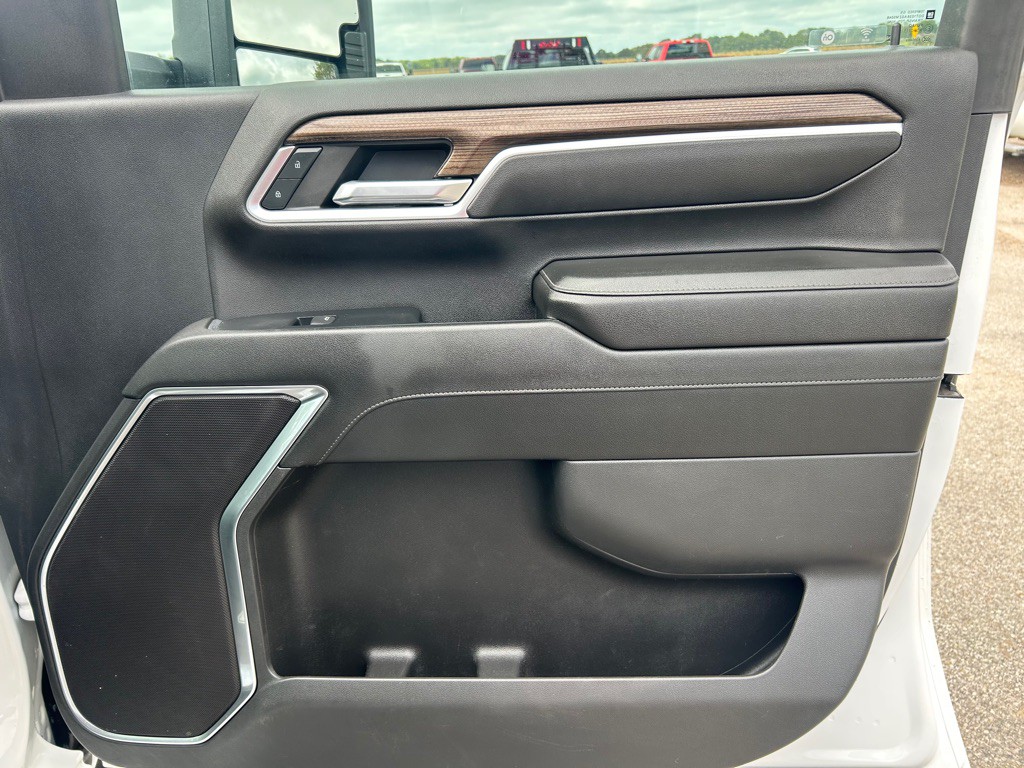 2024 Chevrolet Silverado 1500 Image 12