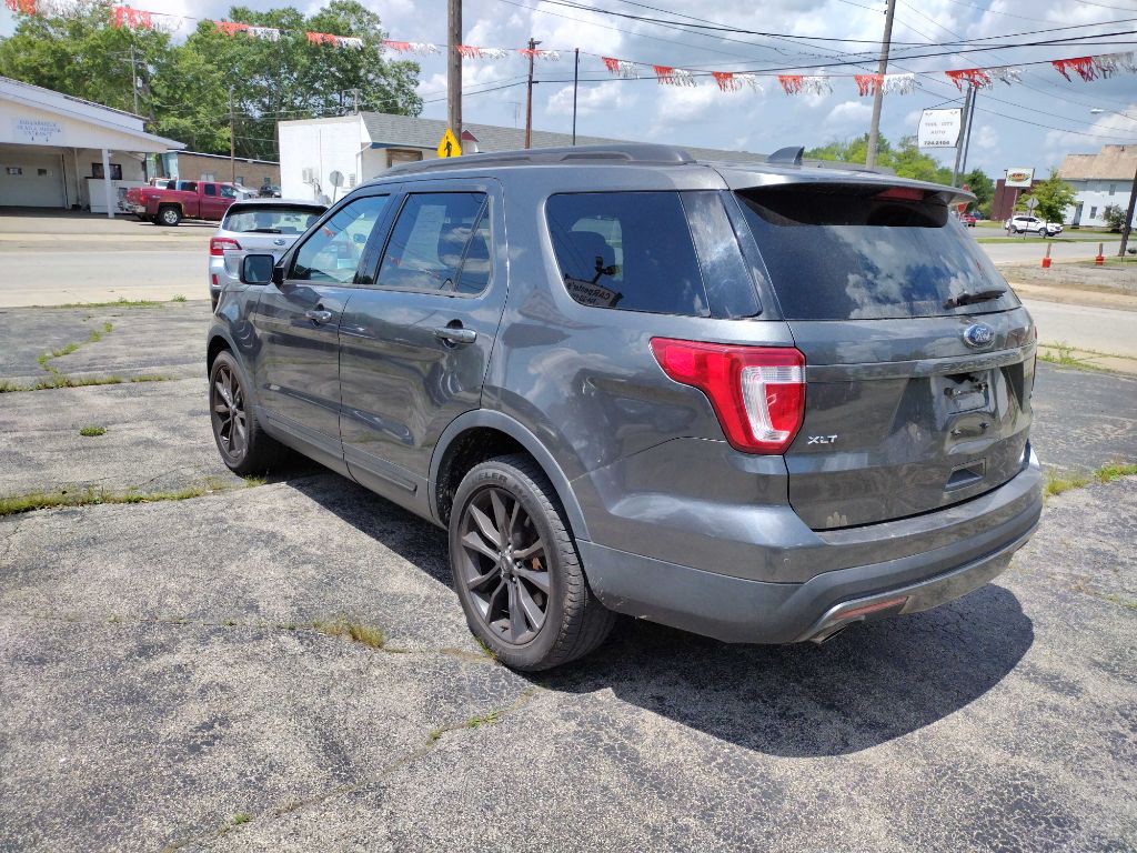 2017 Ford Explorer Image 3