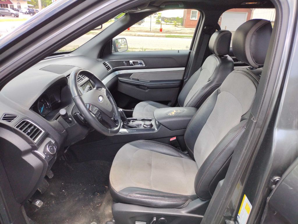2017 Ford Explorer Image 5