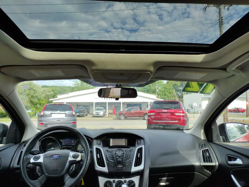2012 Ford Focus Image 4