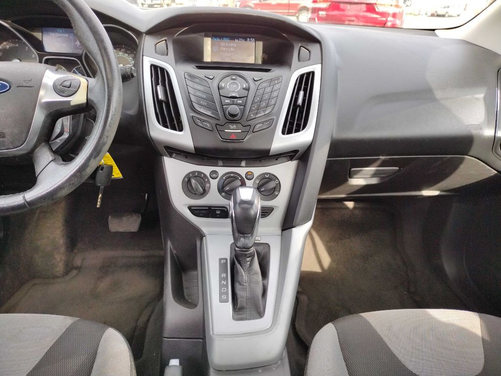 2012 Ford Focus Image 7
