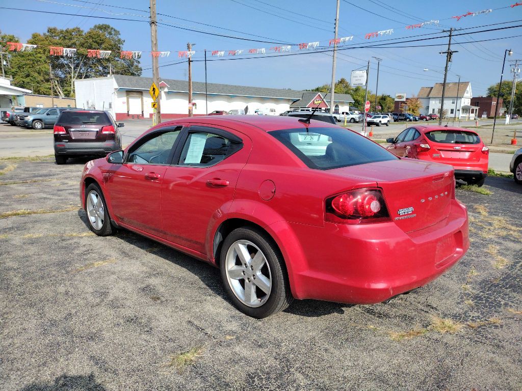 2011 Dodge Avenger Image 4