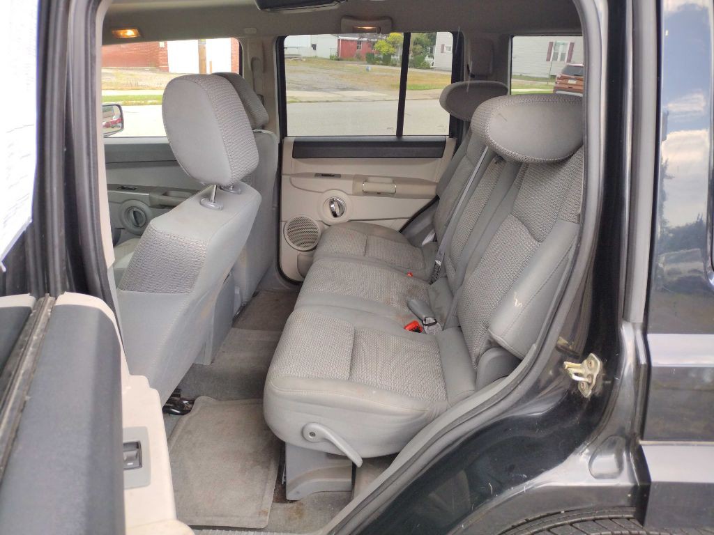 2006 Jeep Commander Image 6