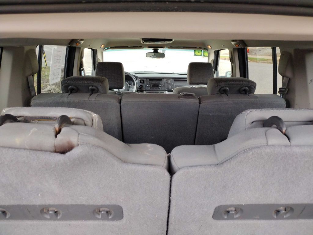 2006 Jeep Commander Image 7
