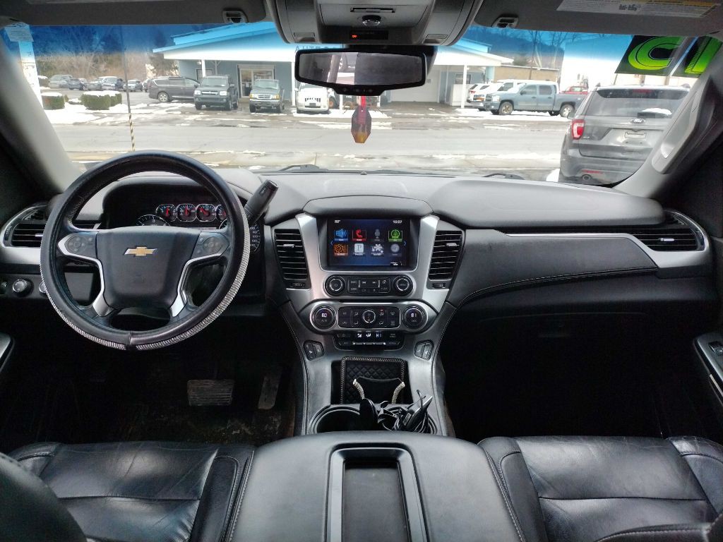 2015 Chevrolet Suburban Image 6
