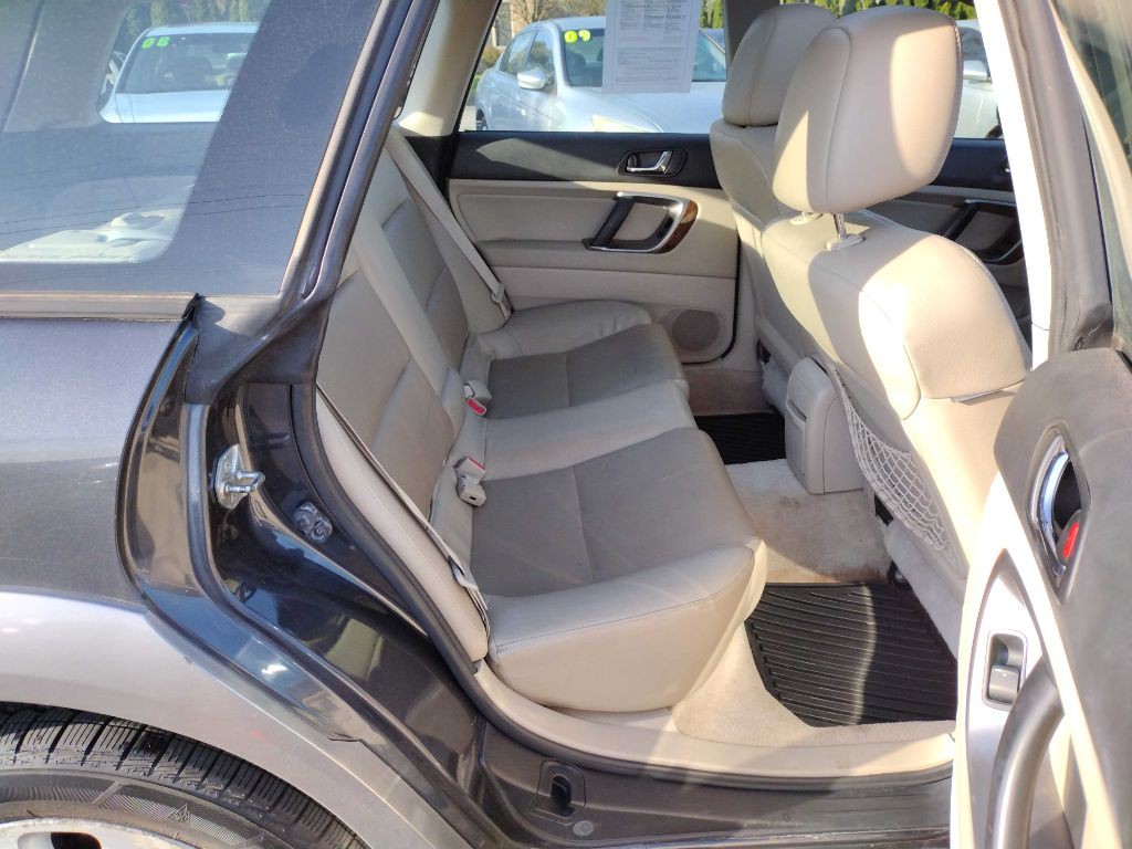 2008 Subaru Outback Image 7