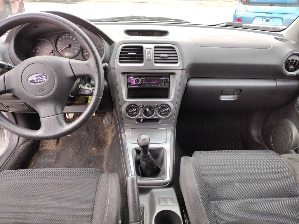 2005 Subaru Impreza Image 8