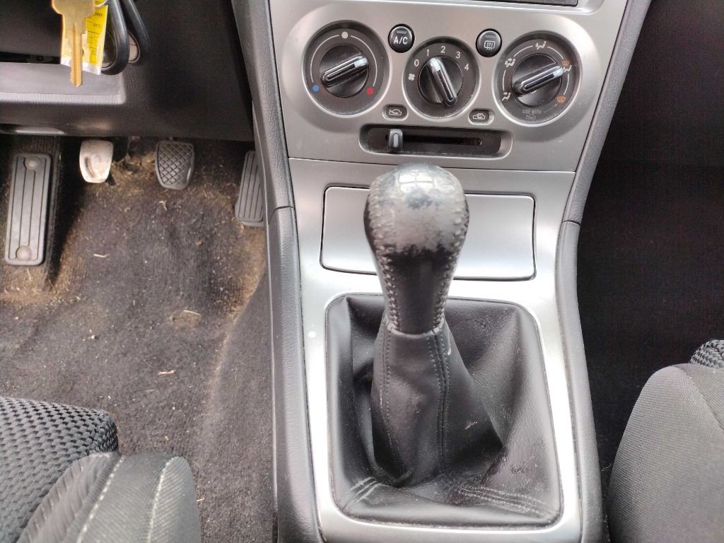 2005 Subaru Impreza Image 9