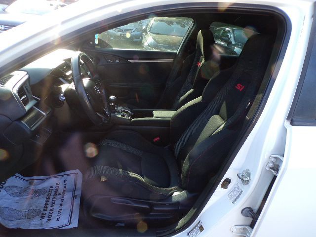 2017 Honda Civic Image 9