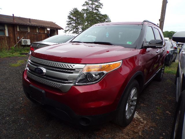 2014 Ford Explorer Image 2