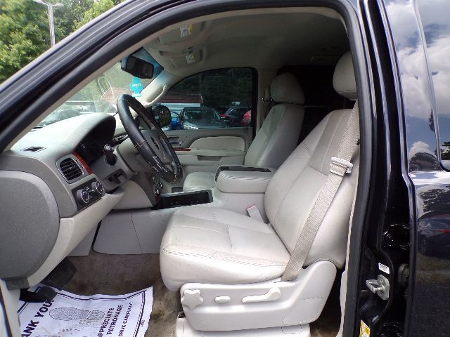 2014 Chevrolet Tahoe Image 8