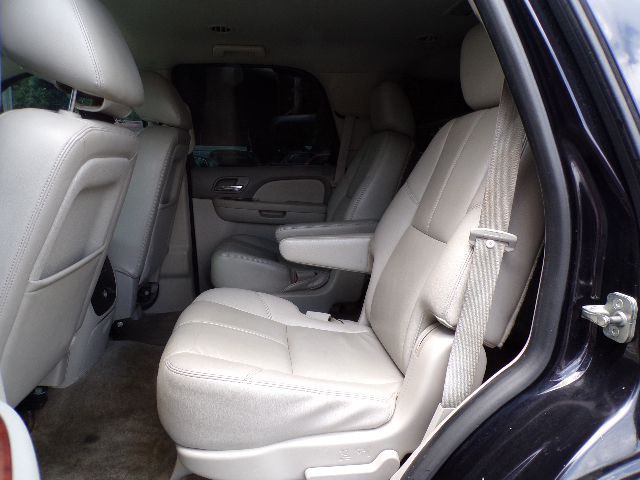2014 Chevrolet Tahoe Image 12
