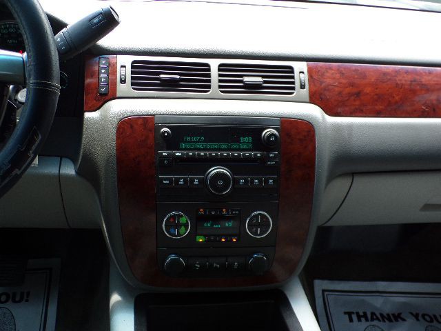 2014 Chevrolet Tahoe Image 15