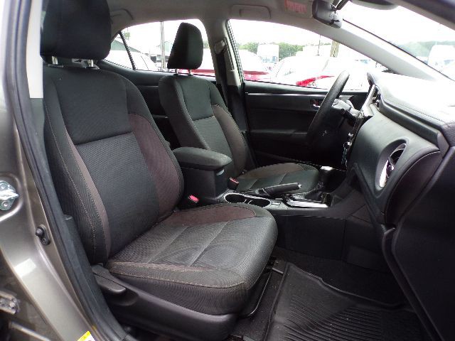 2019 Toyota Corolla Image 12