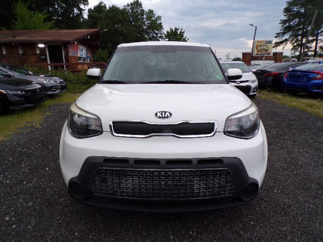 2016 Kia Soul Image 2