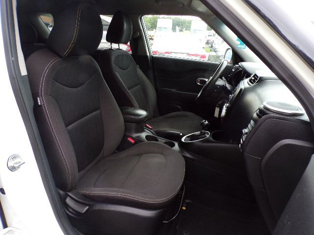 2016 Kia Soul Image 14