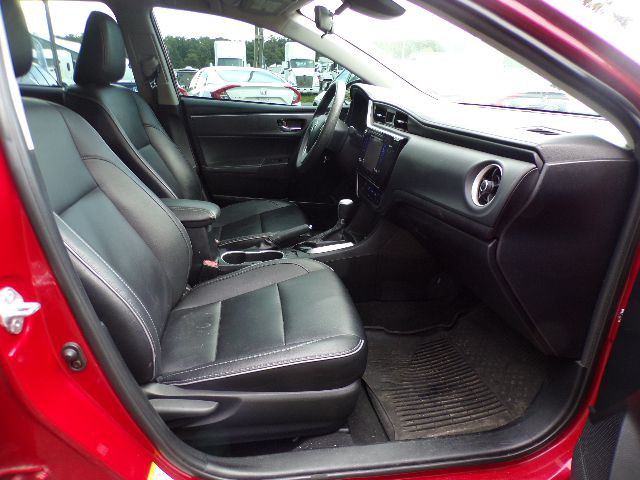 2017 Toyota Corolla Image 14