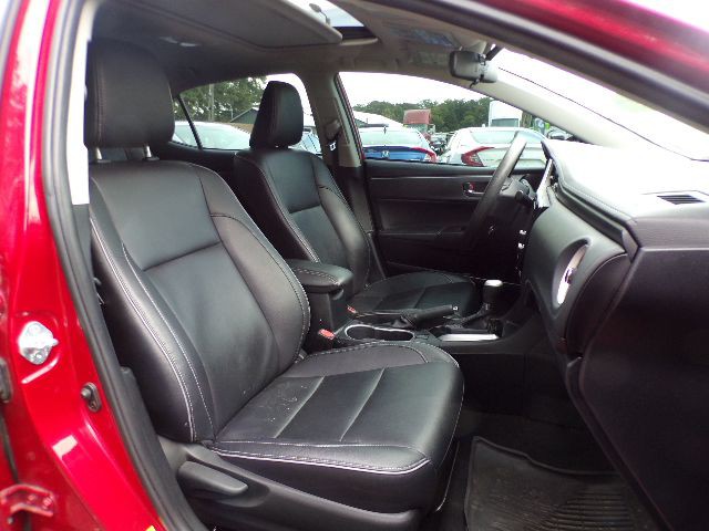 2017 Toyota Corolla Image 15