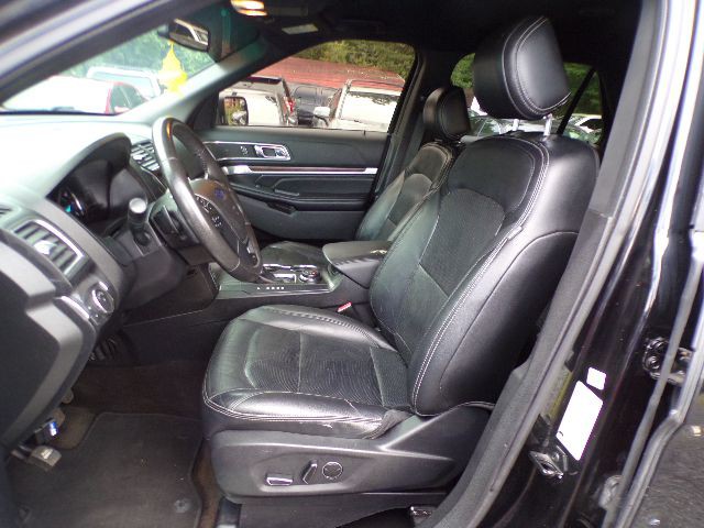 2016 Ford Explorer Image 10