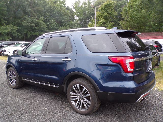 2016 Ford Explorer Image 6