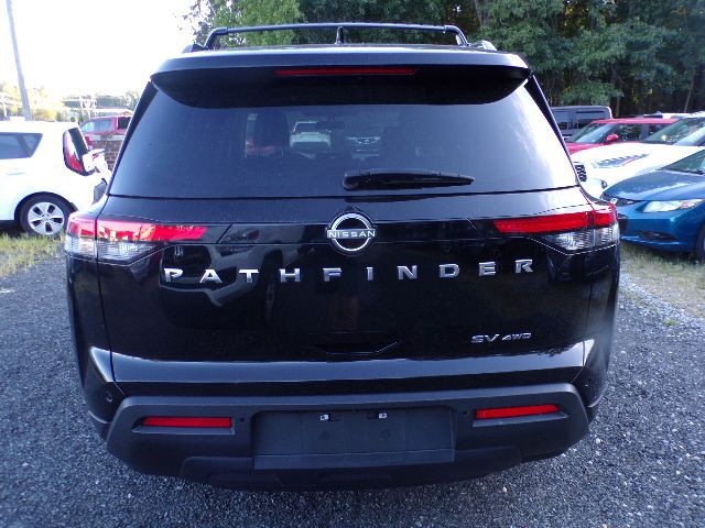 2022 Nissan Pathfinder Image 5