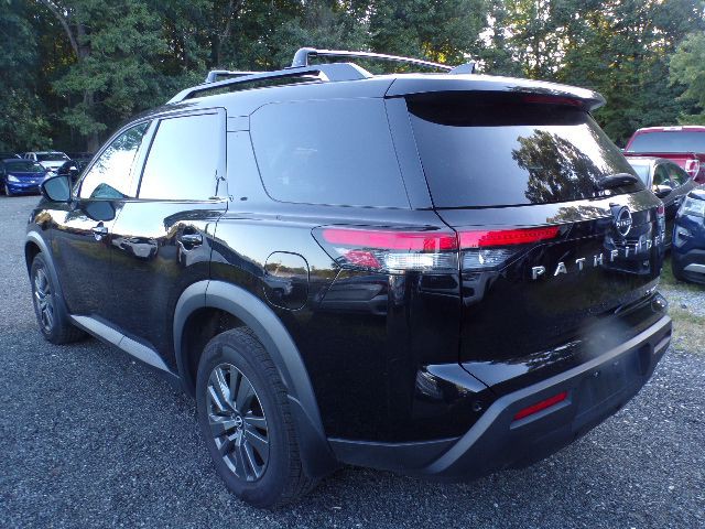 2022 Nissan Pathfinder Image 6