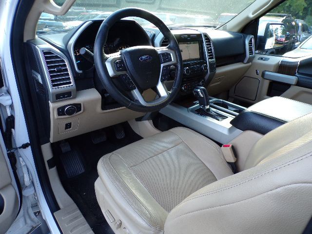 2015 Ford F-150 Image 9