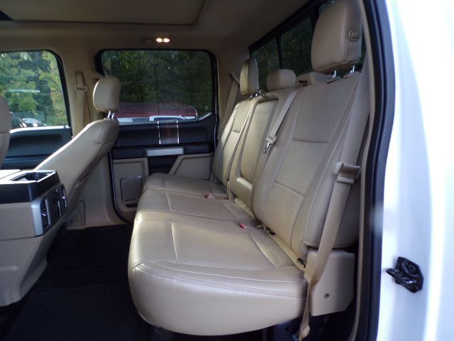2015 Ford F-150 Image 12