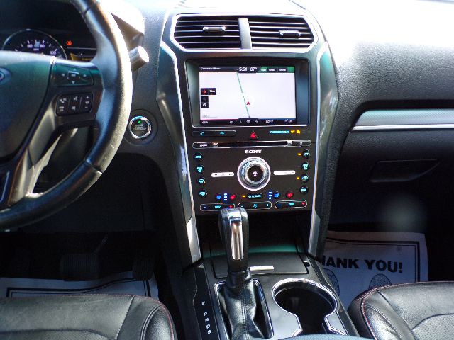 2016 Ford Explorer Image 15