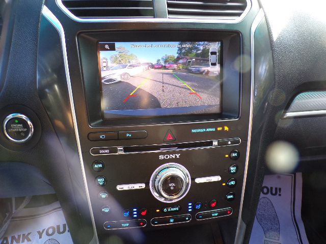 2016 Ford Explorer Image 18