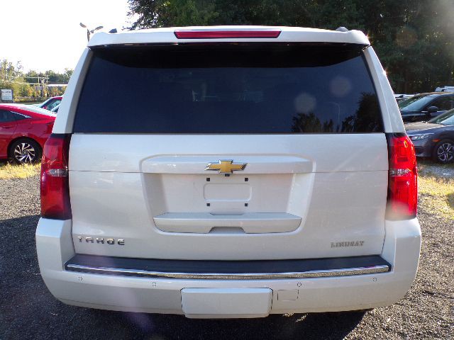 2015 Chevrolet Tahoe Image 3